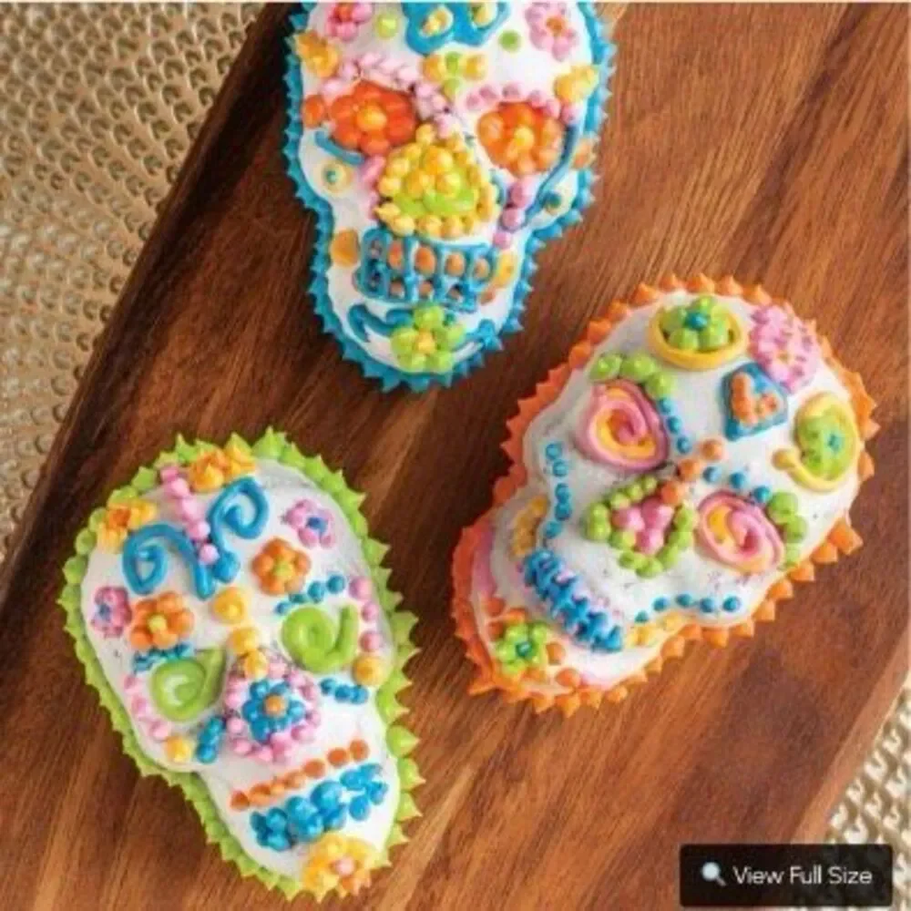 Nordicware Haunted Skull 5 Cup C Bronze Cast Aluminum Cake Let Pan